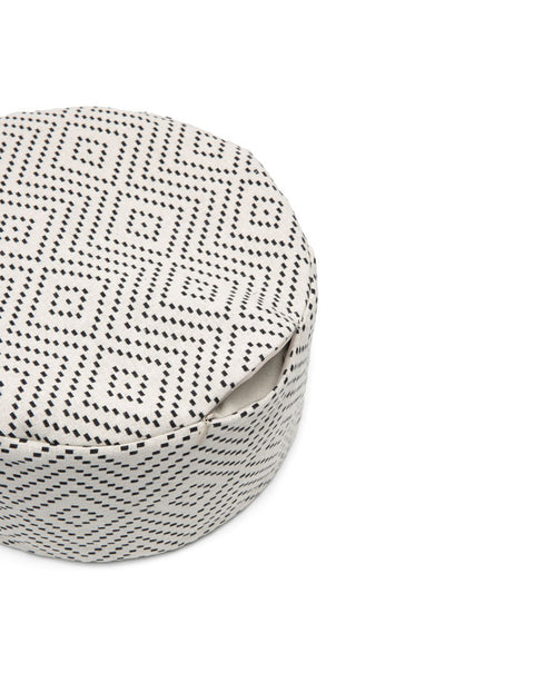 the-calm-meditation-cushion-cover-swatch-modern-city-day-2